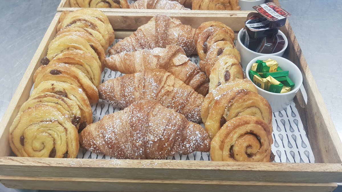 thomasekngston's tweet image. Home made fresh pain au chocolat @NorwichSchool