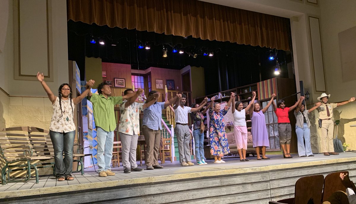 ThePRCrossover's tweet photo. One of the best performances put together by our Grambling theater department !! Two more nights of this incredible play, and may I say it is a must see. If you’re not there, WHERE ARE YOU ?! #GramFam #GramFam23 #GramFam22 #GramFam21 #GramFam20 #IssaFamilyThang #PAC2019 https://t.co/5WzOL20tCj