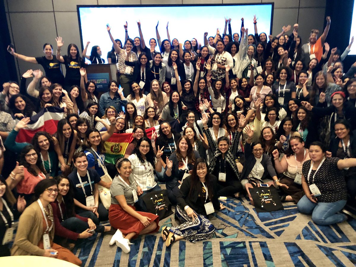 Mirkeya's tweet photo. A @LatinasInC’s night to remember for years to come! A big shoutout to @luza_jaramillo &amp; @RuthLLV for their hard work &amp; an amazing evening! #GHC19 #LiCGHC19 #AnitaB @LatinityConf #Diversity #Latinx https://t.co/BfOyBCZXgc
