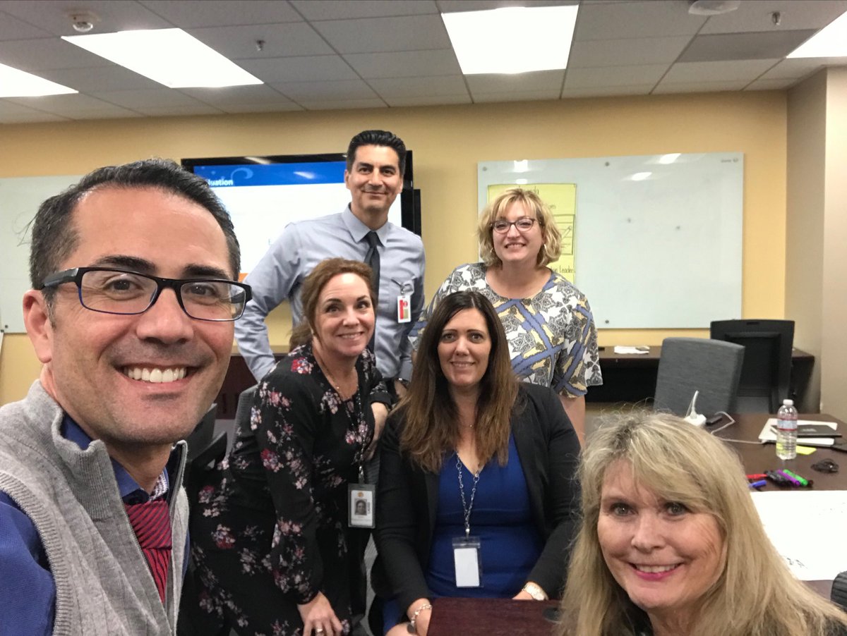 We were a small yet dedicated group of administrators this evening at the Education Leader Network meeting telling our “why” for integrating instructional technology for our students. ⁦<a href="/LDNESchools/">LDNortheast-ARCHIVE</a>⁩  ⁦<a href="/LASchools/">Los Angeles Unified</a>⁩ #ITIELN ⁦<a href="/Kelly4LASchools/">Kelly Gonez, LAUSD</a>⁩