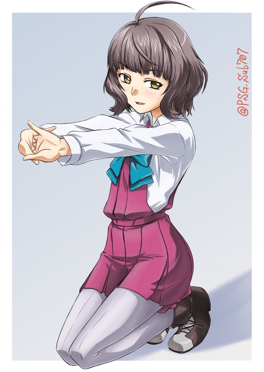 ツイッターから、あなたがツイッターを始めて2周年ですと通知が来たけど、去年の今頃(9月末〜10月初め頃)はこんな絵描いてました。

…進歩ないよね(南央美声で) 