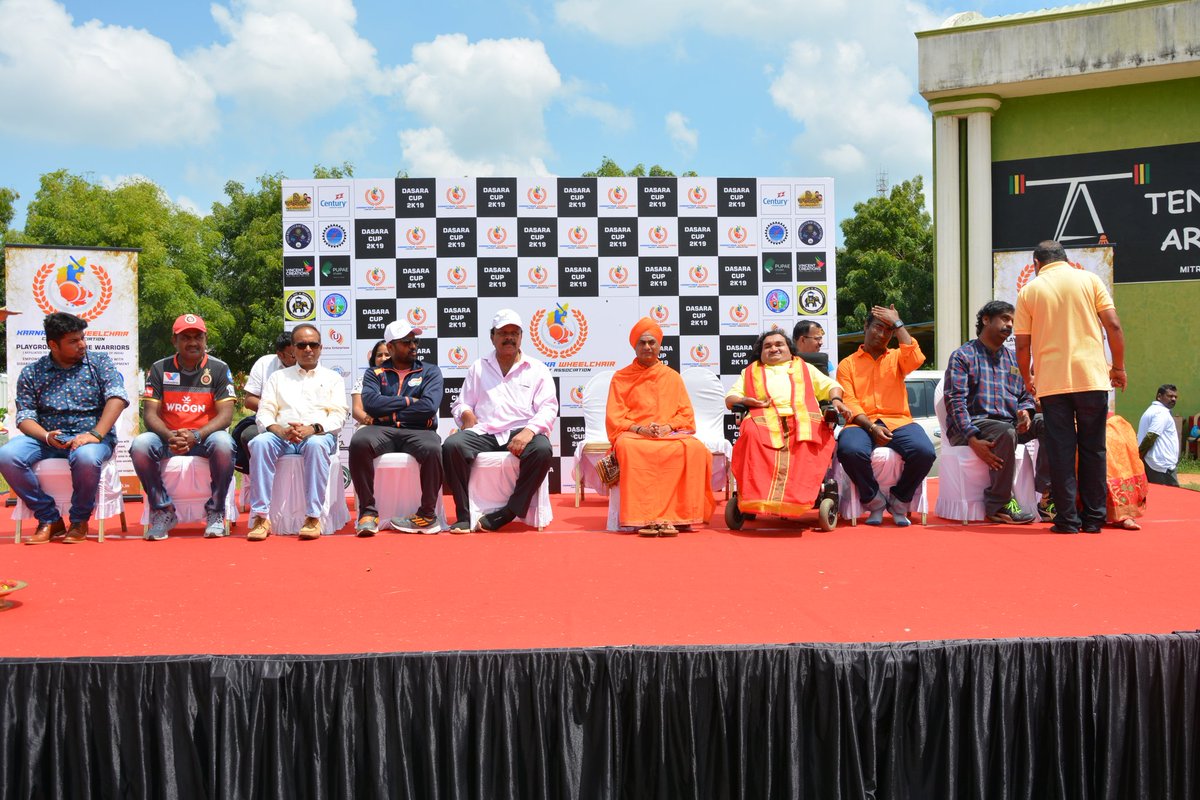 KarnatakaWheel1's tweet photo. KWCA affiliated under WCFI was successfully launched by Shri Shri Shri Mahantalinha Shanthamuni Shivacharya Swamiji, Shivagange Mutt and Logo launch by Young Rebel Star Abhishek Ambreesh. We are thankful to them for their support @sumalathaA @dasadarshan @Dcompany171 https://t.co/x9X98B4lQF