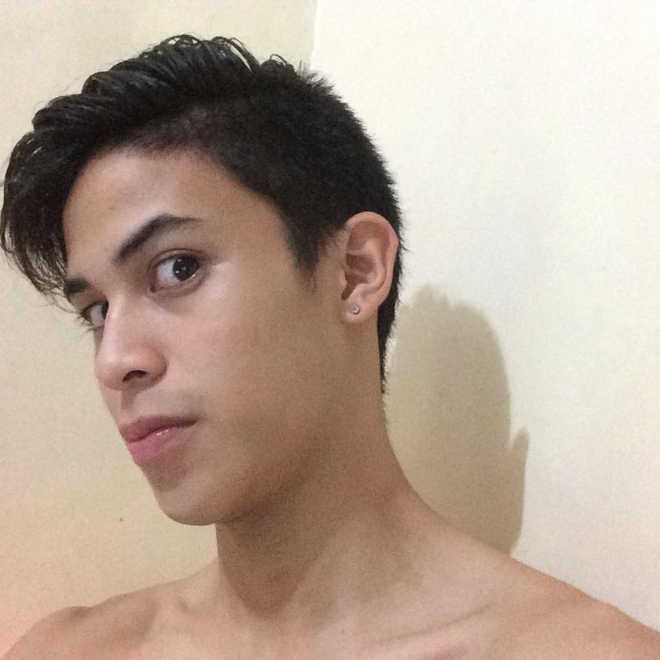 irishnotjohn's tweet photo. 2 years ago and I want to be this fresh again 😭😂 https://t.co/m6IFUNf2kK