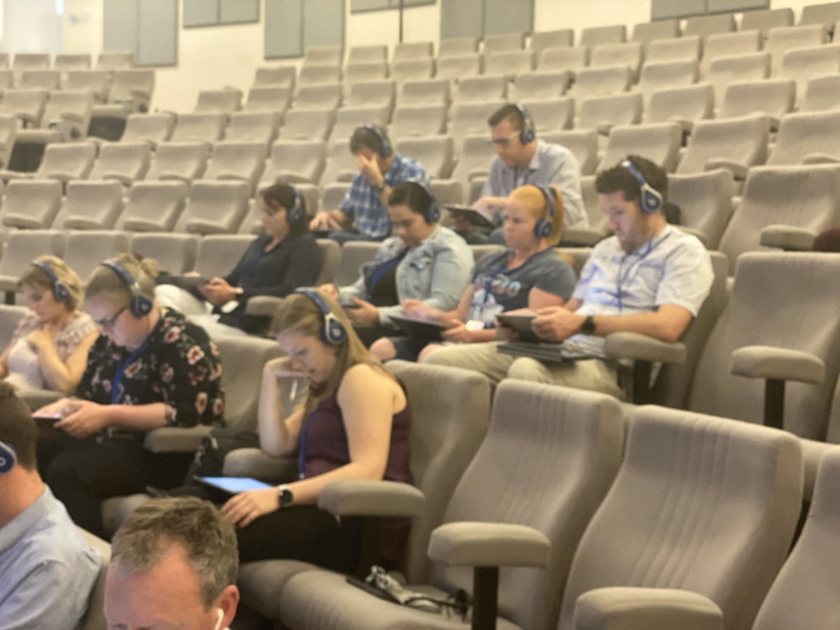 phillcristofaro's tweet photo. Well done @Dean_Darmanin
There is a growing audience for the #ConvergenceStudyGuide
#MackellarPS @AppleEDU #AppleDistinguishedSchools https://t.co/CAz32GUFg3