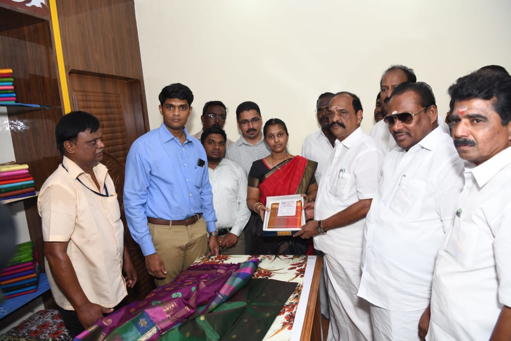 CollectorTuty's tweet photo. #150thGandhiJayanti  Mahatmas 150th birth anniversary was celebrated in a grand manner. Mass cleaning programs, photo exhibition,  marathon, Grama sabhas and cultural programmes were organized through out #Tuticorin district https://t.co/HQCorwnygX