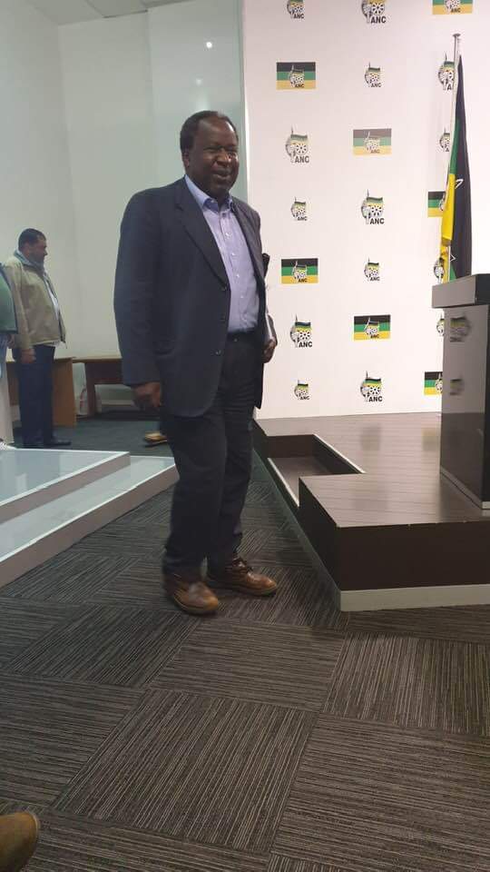 Powerfm987's tweet image. #POWERBreakfast has marked today as #NationalTitoDay 
It seems Minister @tito_mboweni may be in need of a new pair of shoes or a polish at least! 
Any suggestions on where he can go?