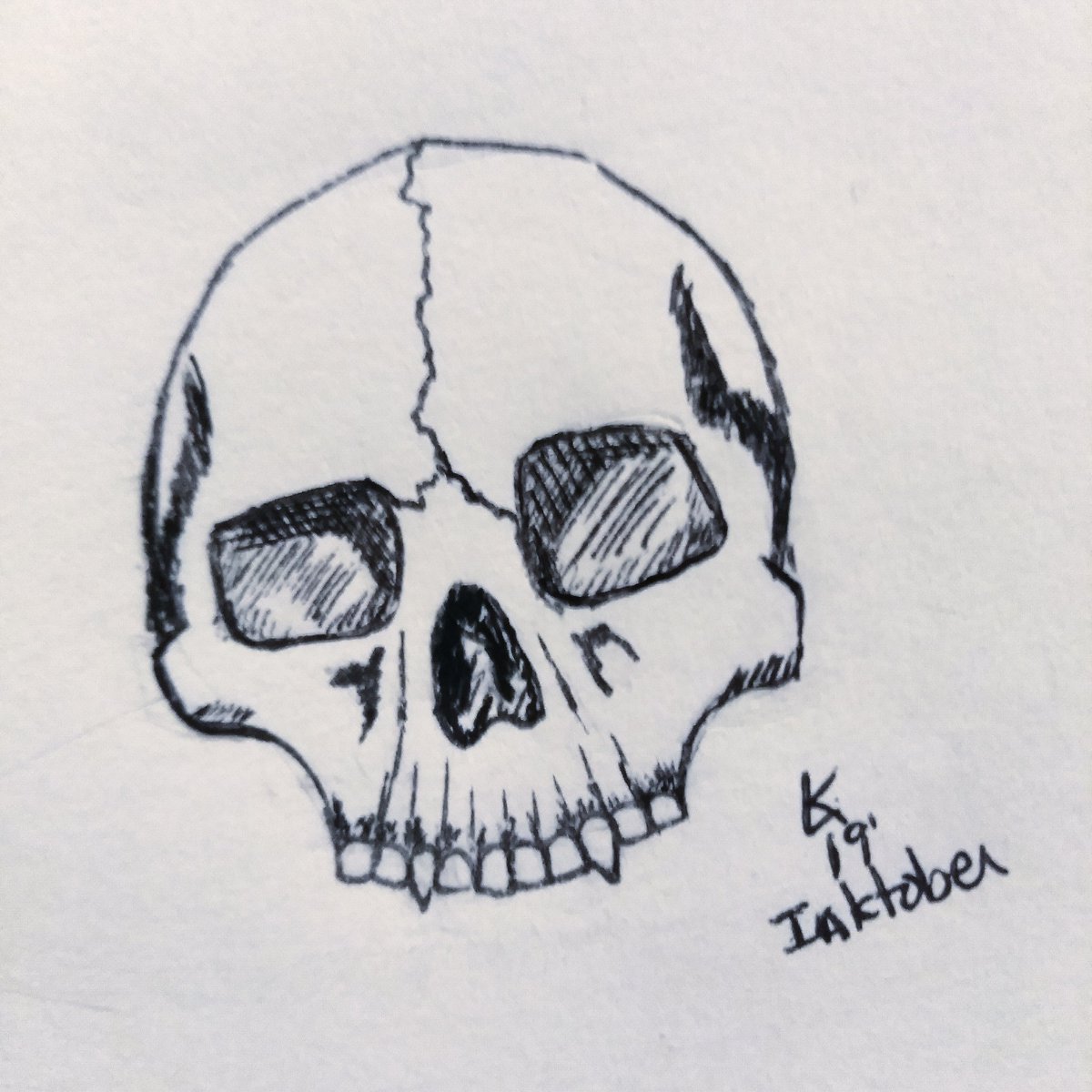 First time drawing in forever, been wanting to...so I decided to try Inktober! Be gentle, but definitely critique, trying to keep it simple so I can do everyday (and I'm already a day late! 😂) First: a basic skull. #Inktober #inktober2019 #day2 #mindless