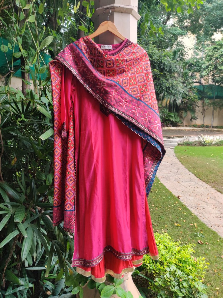 DEVALSTORE's tweet photo. New vibrant Patola print festive collection by Shruti Sancheti have arrived at at Deval The Multi Designer Store!!!
#devalstore #ahmedabad #designercollection #festivewear #weddingwear #multidesignerstore #designergarments #clothingstore https://t.co/16vzGFfHXj