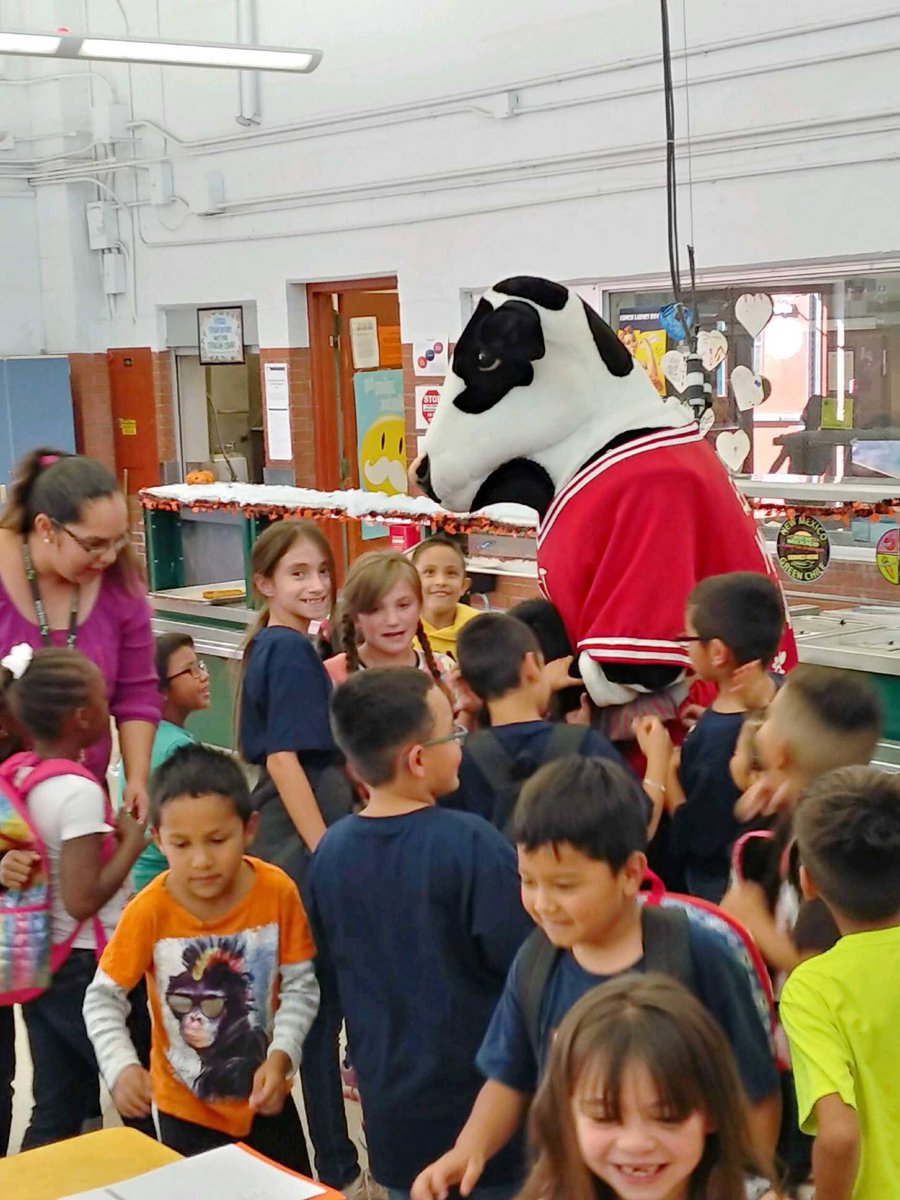 About today, look who came to visit!  Our partners at Chick Fil-A 😁Please come and support our school fundraiser at chic fil-a on Saturday 10/5/19@ 11am-10pm 🦅<a href="/APS_FE/">APS: Family Engagement</a> <a href="/ABQschools/">Albuquerque Public Schools</a> <a href="/ABC_Partnership/">ABC Community School</a>