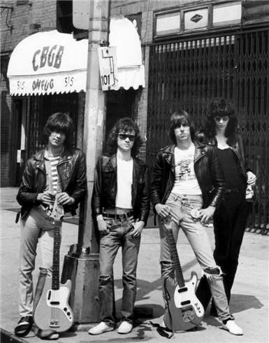 Legends!
Ramones, NYC, 1975, original shot by © Bob Gruen

#punk #punks #punkrock #punksnotdead #oldschoolpunk #punklegends #ramones #bobgruen #cbgb #history #punkhistory #historyofpunk