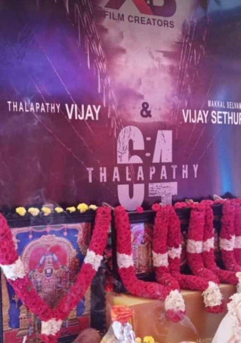 FansMalavika's tweet photo. It's Pooja day♥️ 
Get ready Malavika fans 
She is coming to Amaze u 🔥🖤
#Thalapathy64
#MalavikaJoinsThalapathy64

#Thalapathy64Pooja https://t.co/8QcQ72Fp7M