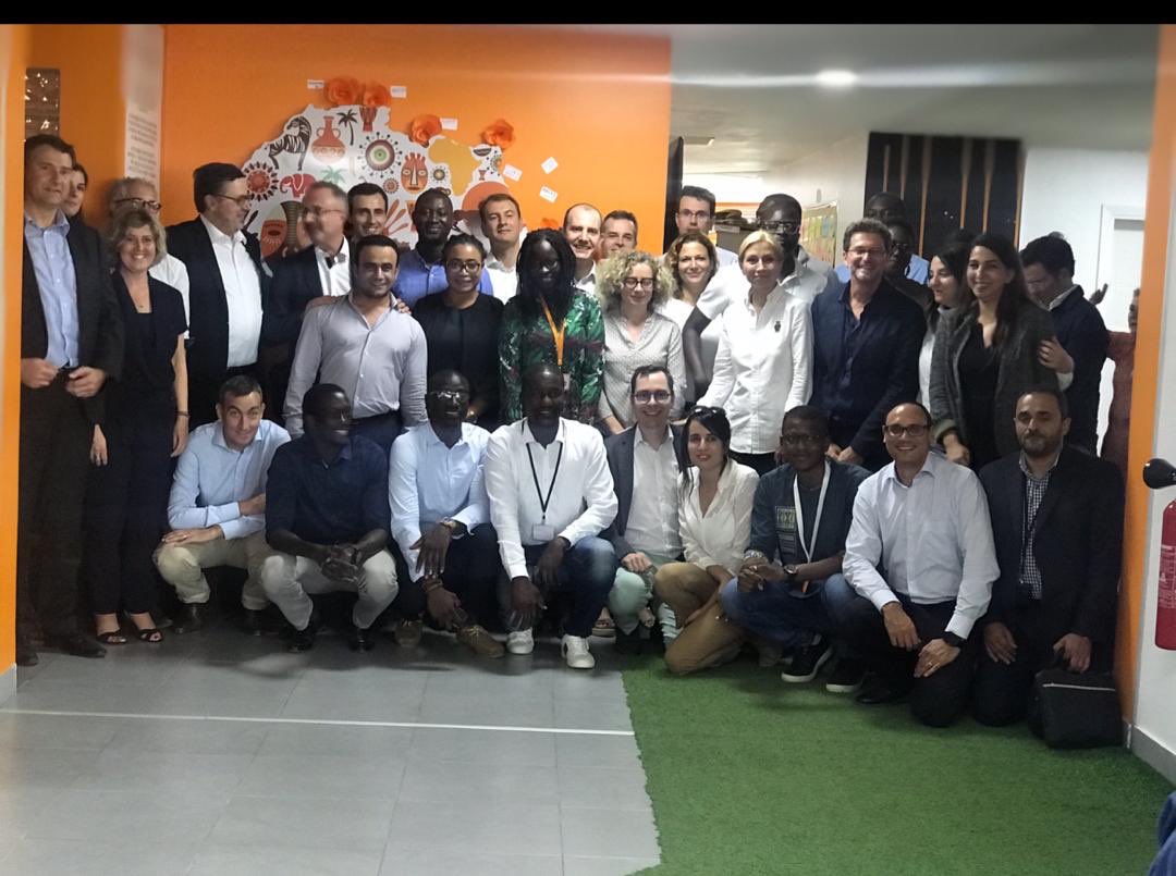 mousstra1512's tweet photo. @MeriemMezzi @GroupeSonatel @orange_sn @orange @Mat_Berthelot @ydelegue @christopherufin @francoisD92 @KateBo Our pleasure Meriem ! We were more than happy to host you guys and to share our vision about digital transformation journey! On behalf of #PoleDigital team we would like to thank all the 28 talents of #Orange for your visit 🙏
@GroupeSonatel @orangeafrica https://t.co/My2VgFd4DE
