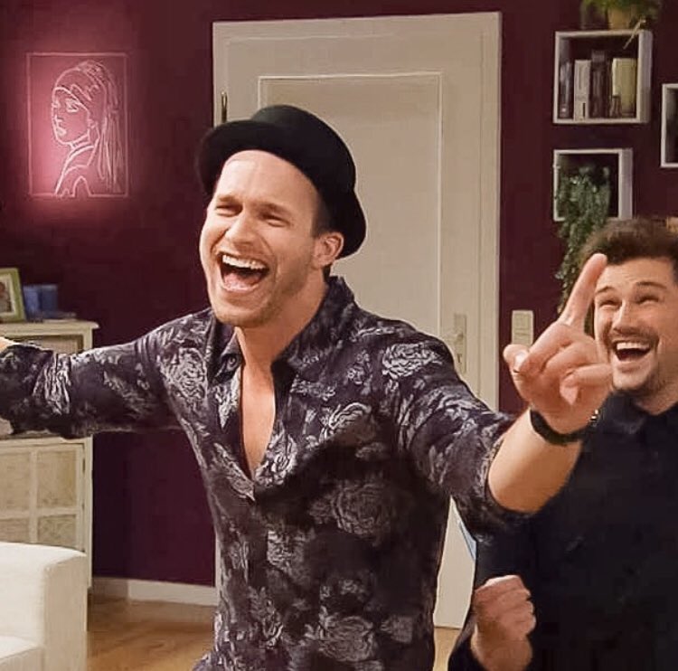 pokinatchakidd's tweet photo. It is love from the first
Time I pressed my hand in2 urs
Thinking, 'Oh, is it love?'
Oh, dear, it's been hardly three days
And I'm longing to feel ur embrace
There r several days
Until I could see your sweet face
#Toris #BorisSaalfeld #TobiasEhrlinger #FlorianFrowein #MaxBeier https://t.co/p5rp4RfhhT