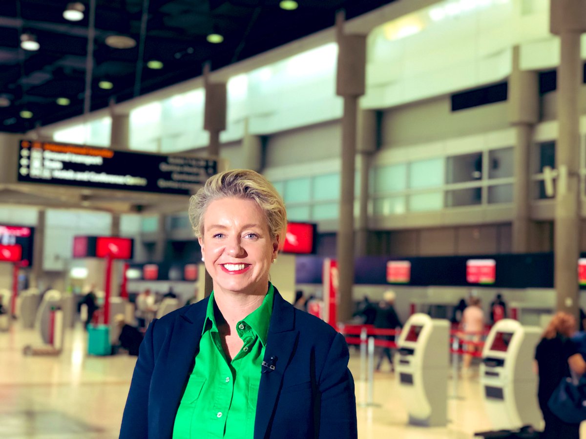 senbmckenzie's tweet image. Live with @abcnews from Brisbane Airport to talk African Swine Fever - a disease effecting pig 🐖 populations around the world. We are doing all we can to ensure it doesn’t reach Aust! #biosecuritymatters #preventionbetterthancure
