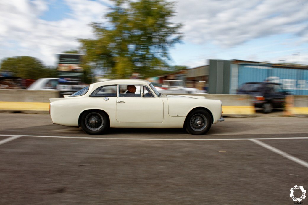 News d'Anciennes on Twitter: "Une rare Warwick GT fait son entrée au