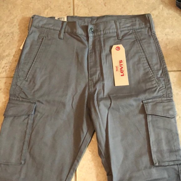 devan_mello's tweet image. So good I had to share! Check out all the items I'm loving on @Poshmarkapp #poshmark #fashion #style #shopmycloset #levis #pilcro #abercrombiefitch: posh.mk/JbfW2dB1QZ