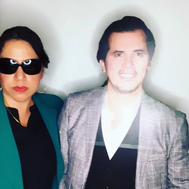 AChavarinlopez's tweet photo. When you kiss @JohnLeguizamo ‘s Aztec...#kissmyaztec #lajollaplayhouse https://t.co/Oxlx0ZaREj
