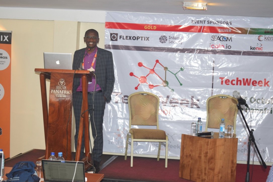 KenicTLD's tweet image. Kennedy Aseda from @kenet_ke talks about Internet Measurement. 
#techweek2019 
@TechWeek2 @ISOC_Kenya