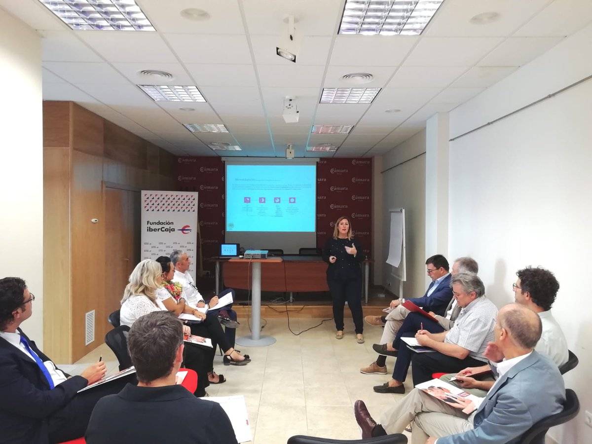 10 empresas del #ClubCámara #Empresas formaron parte del Café del Club que celebramos ayer en la <a href="/camarateruel/">Cámara Teruel</a> en #Alcañiz, con la colaboración de <a href="/ibercaja/">Ibercaja</a> y a cargo de <a href="/elenalluchp/">Elena Lluch Pascual</a>, consultora estratégica de #RRHH y directora de <a href="/EstudioGlobal1/">Estudio Global</a> y PIME.

#ClubCámaraEmpresas