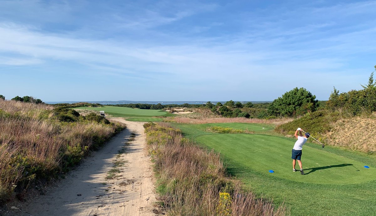 Check out our latest newsletter (and subscribe!) for a wrap-up of our Friends of the Foundation Tournament, an interview with one of our new tutors, and a pre-round putting drill to help you improve your touch on the greens. bit.ly/2o7zCKI