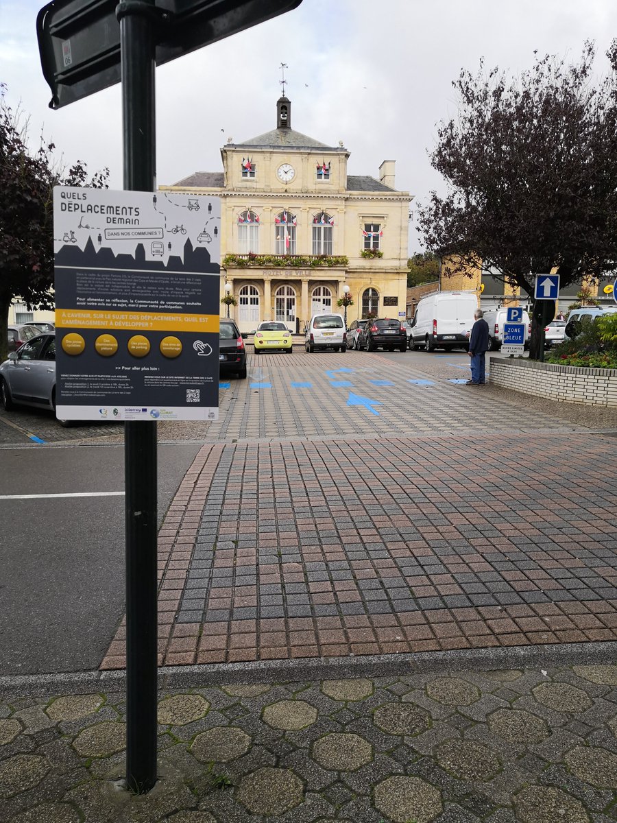 Le sujet de la mobilité au cœur de la concertation sur le territoire de la Communauté de Communes de la Terre des 2 Caps ! 3 affiches interactives consultent les habitants à Marquise jusqu'au 22 octobre, à la Piscine Capoolco, devant la Mairie et à la Gare de Marquise-Rinxent.