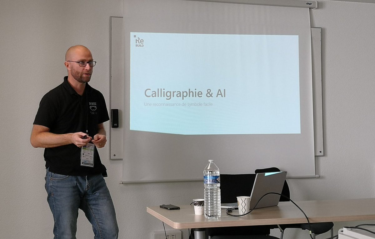 fbarbin's tweet image. En direct de @MSReBUILD, @samoteph nous parle d&apos;#AI et de reconnaissance de contenu #CustomVision #Azure #MSReBUILD #TeamSynergiz @_synergiz_ #MVPBuzz #iA @microsoftfrance @msdev_fr