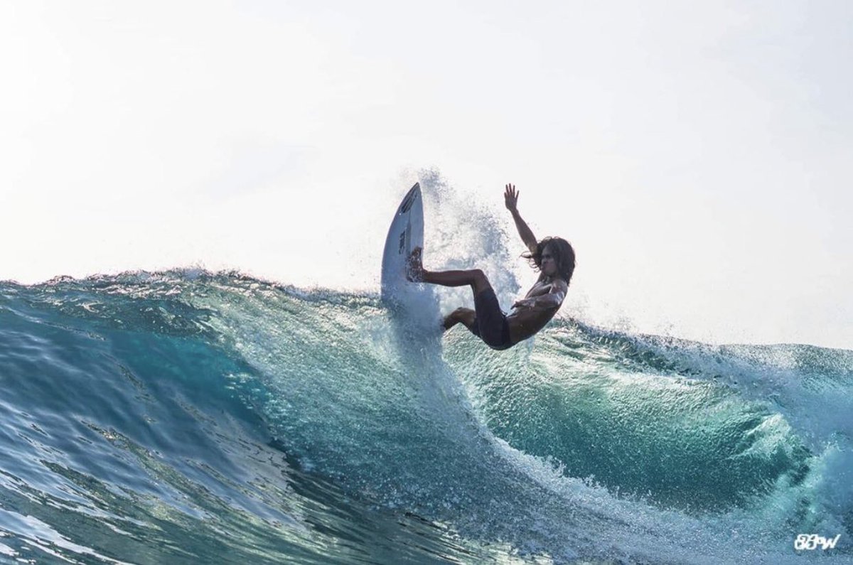 TopheadsEyewear's tweet photo. In the Philippines with @maramatokong 🌴 One of the happiest blokes on the planet. And he rips too 📷 @bryan_waverider • https://t.co/dlL47Tdf2N https://t.co/znTqVNSEnW