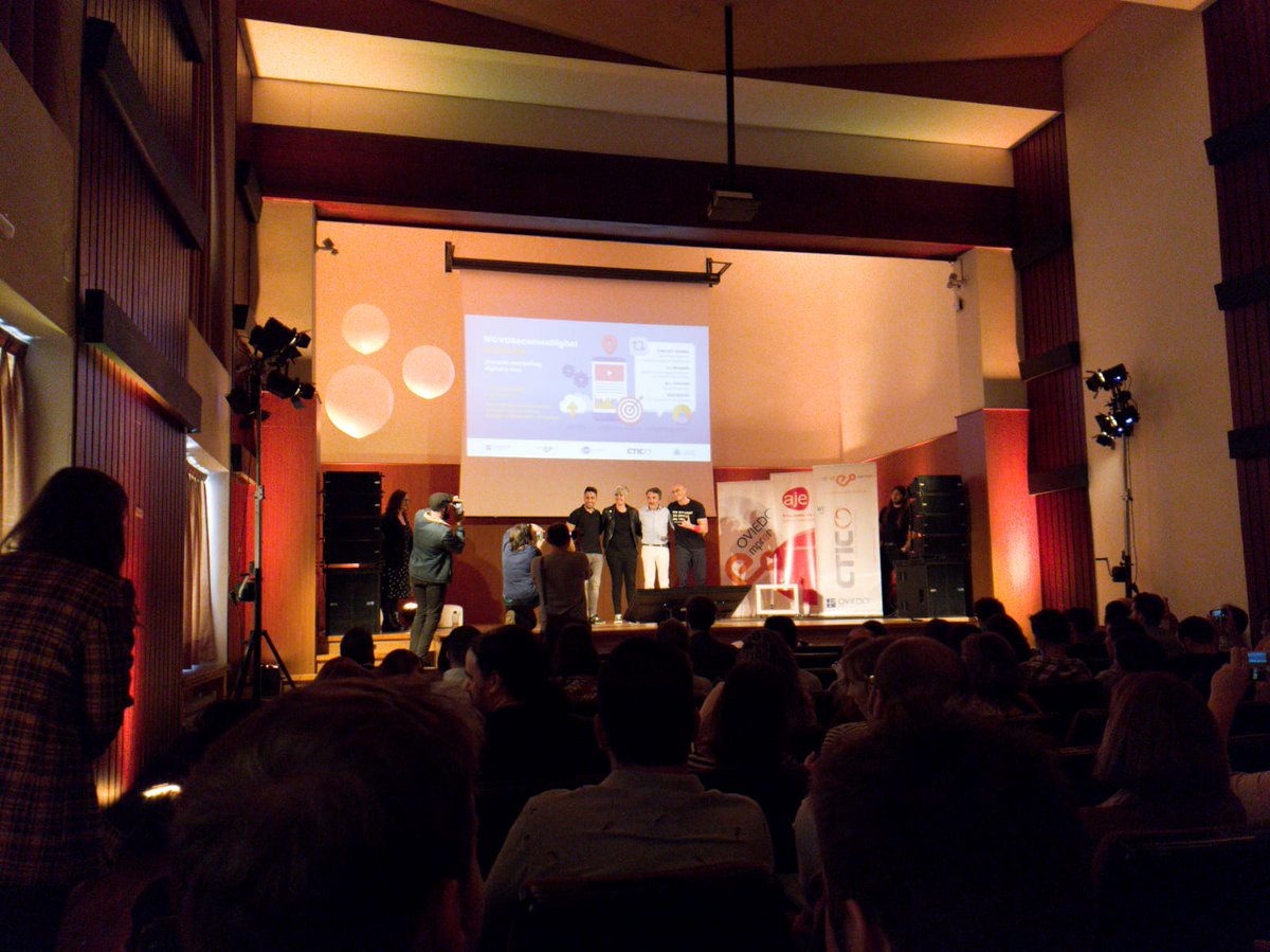 VisualitWorks's tweet image. Asistimos a la tercera edición del #OVDBecomesDigital en el que 4 grandes expertos en digitalización empresarial se dan cita para trasladarnos su experiencia y visión particular.

¡Bravo por vuestras ponencias! @realJJDelgado @carfergue @mjcachon @alexmat3o