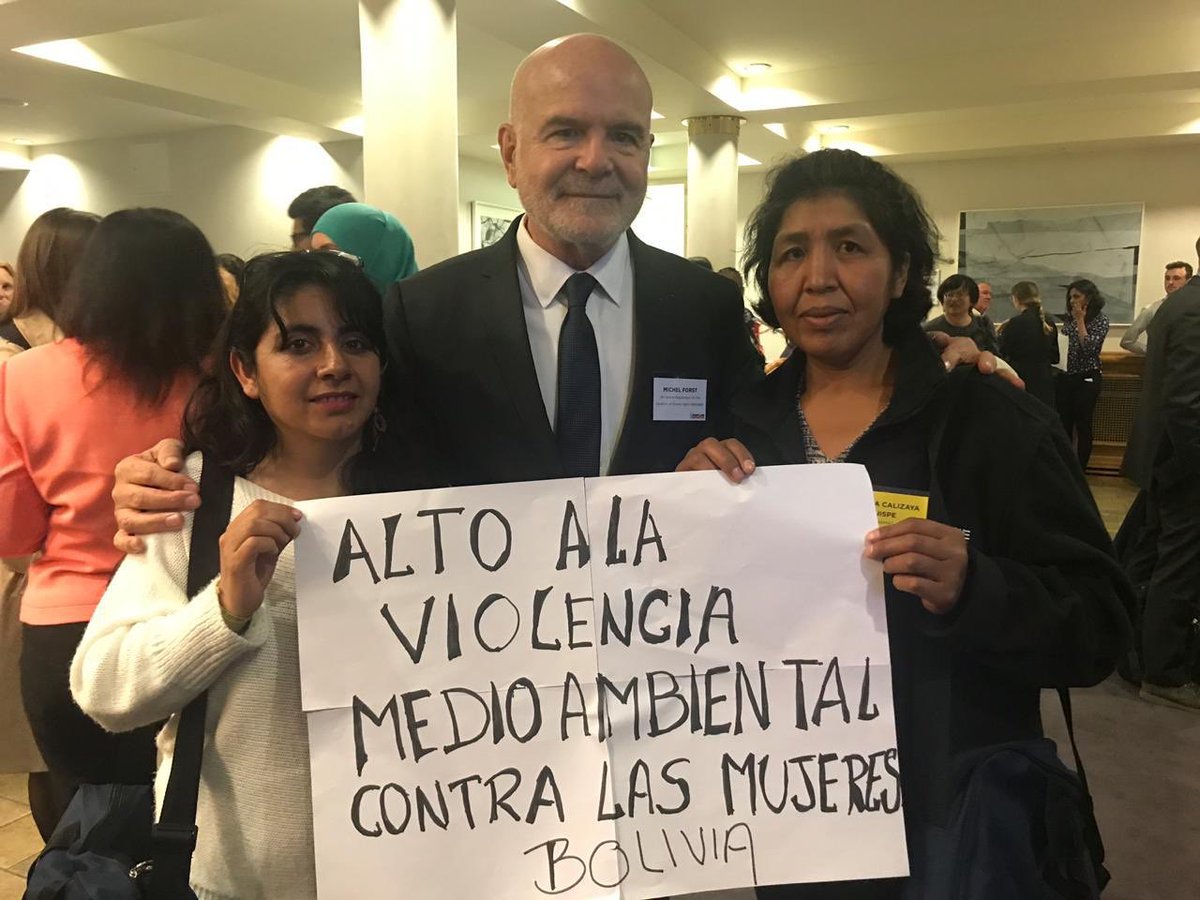 FLDAmericas's tweet photo. Las defensoras Ángela Cuenca de @ColectivoCasa y Vicenta Calizaya de #RENAMAT exigen alto a la violencia medio ambiental contras las mujeres en #Bolivia en la #DublinPlatform, acompañadas del relator para las personas defensoras de DDHH de la ONU @ForstMichel https://t.co/227gCIDffO