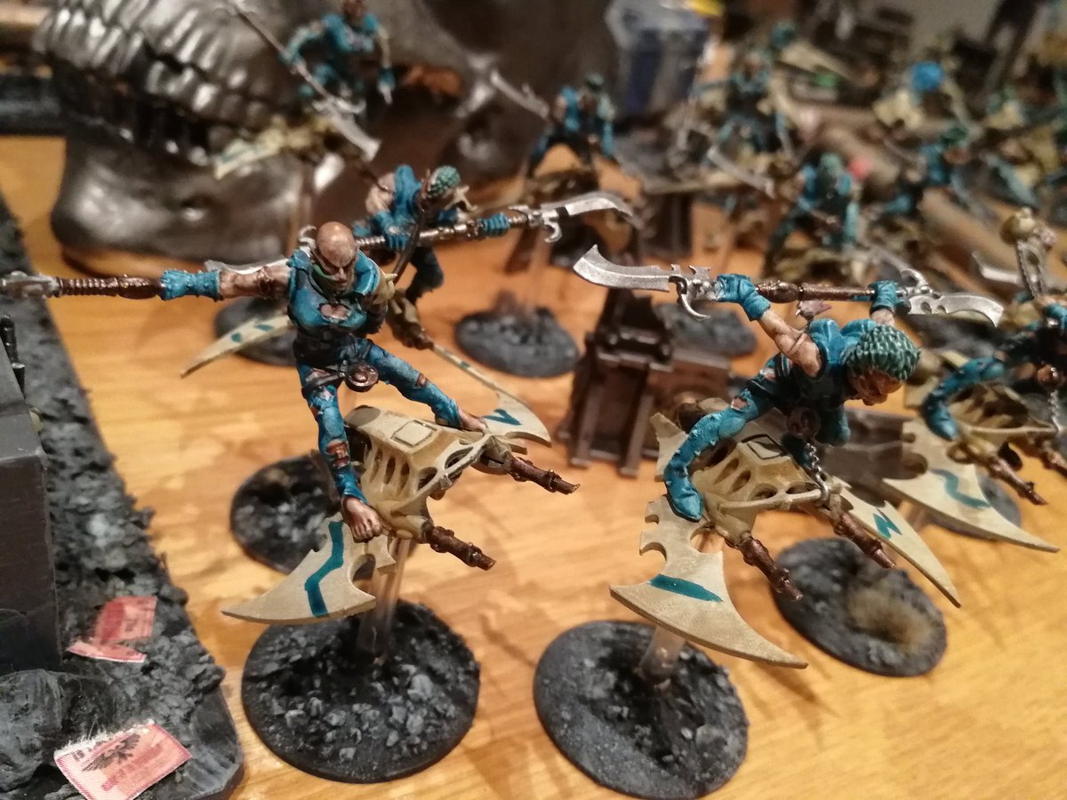 tabletopfaraway's tweet photo. Have we posted pictures of Tom's Hellions yet? If not, here you go. The bald one is named Mike after our own baldy #gamesworkshop #Warhammer #warhammer40k #drukhari #deldar https://t.co/UD5ap7ax2x