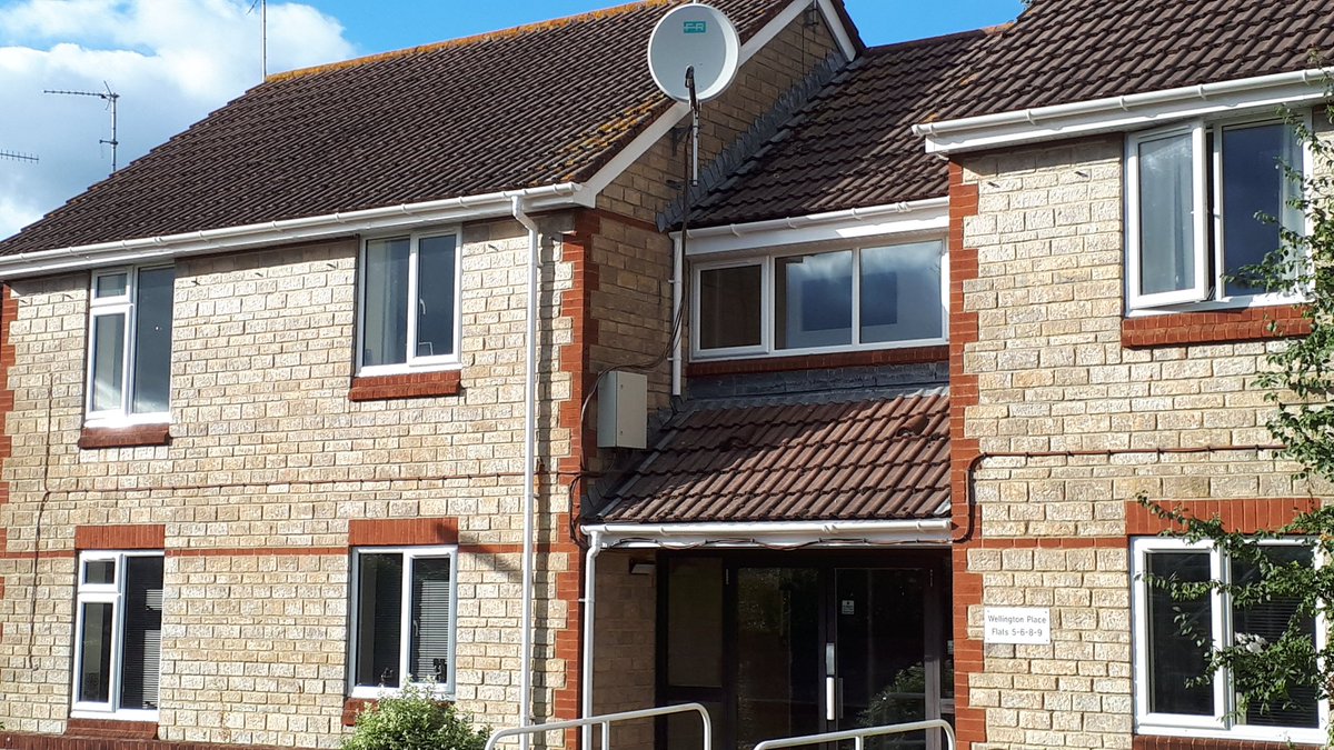 Nice new fascia, soffit and rain water goods at Wellington Place in Cheddar. Definitely compliment the windows fitted last year.