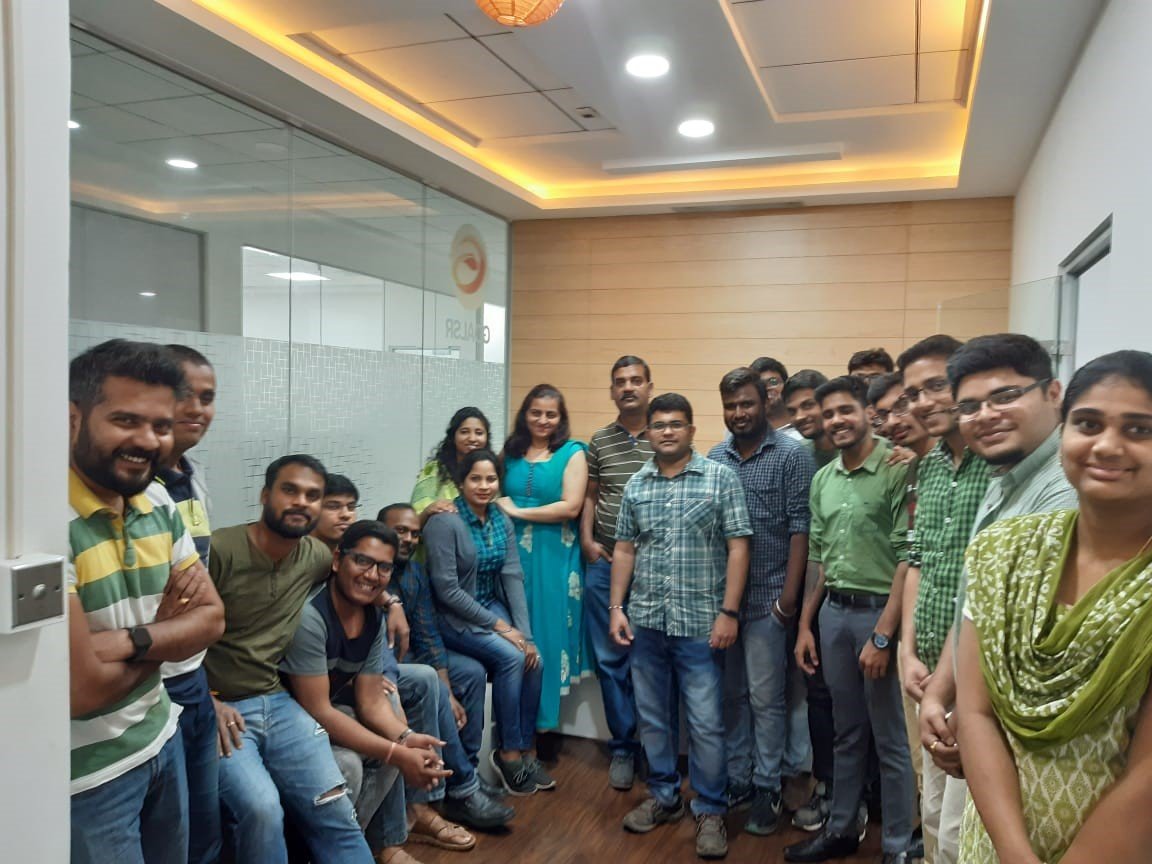 GoalsrInc's tweet photo. Celebrating Navratri with GREEN at Goalsr office India.

#goalsr #navratri #navrang #dussehra2019 #green #goalsrofficeindia https://t.co/E9gBstjQLM