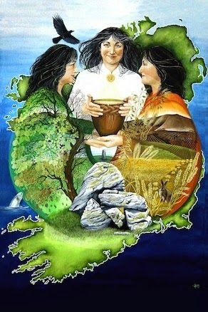 There were 3 Irish sisters: Ériu, Banbha & Fódla. According to 8th C manuscript now lost, they were some of 1st 'people' to set foot in  #Ireland before flood! Each asked the Milesians that their name be given to Ireland & Ériu was chosen!  @jimfitzpatrick  #FolkloreThursday 