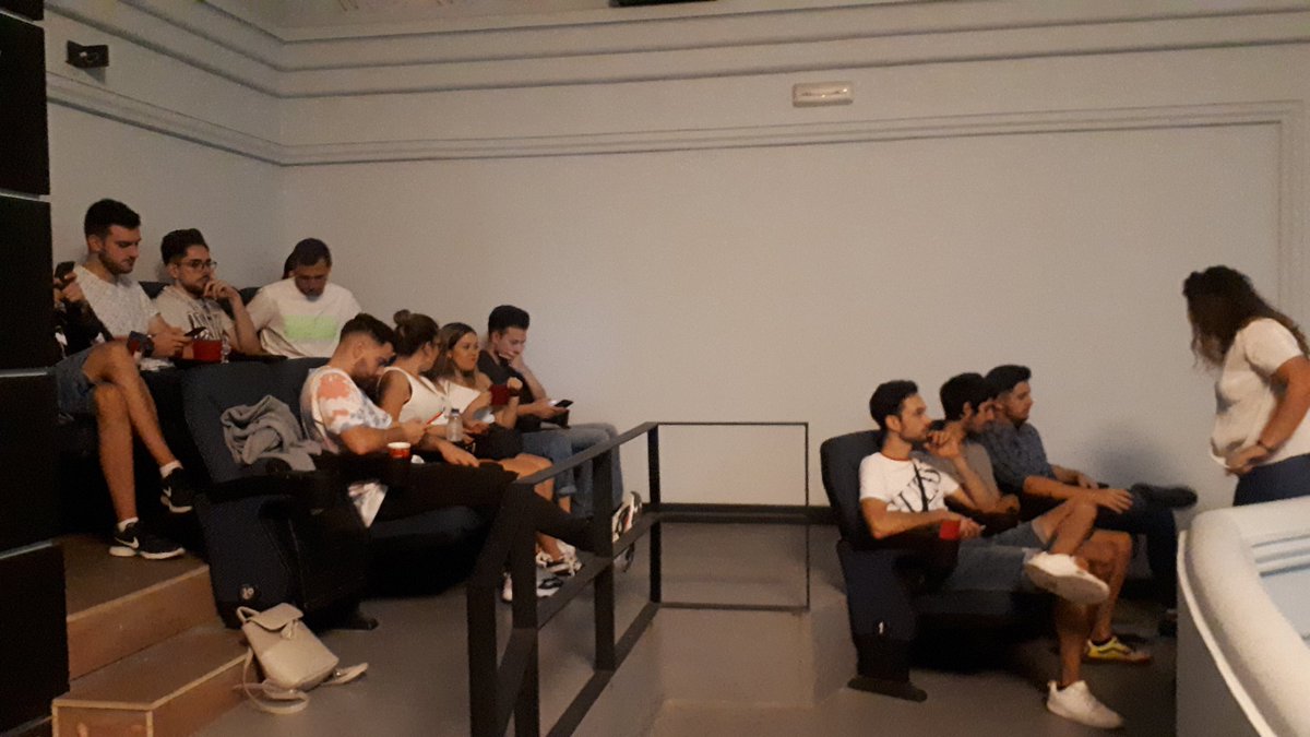 FP_eel11's tweet photo. #dmd19 "la curiosidad es la primera de nuestras fortalezas" @FP_palo19 @FP_nra22 @MarketTeacher @patricia7mk https://t.co/LlSI2lMjg9