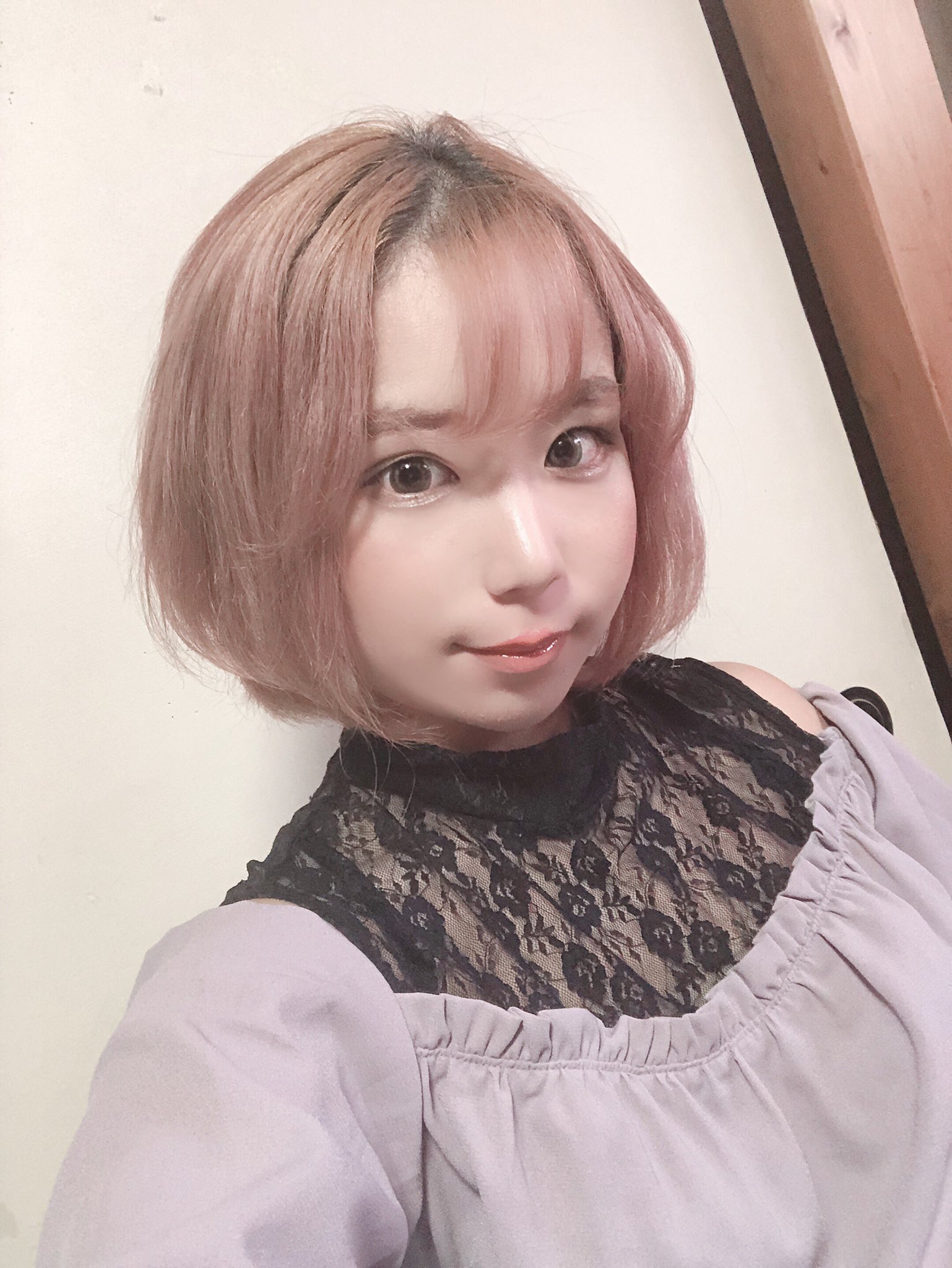 Unkonow オレンジっぽさが気になったのでシルバーシャンプーとミルクティーシャンプーを2 1で10分放置してこんな感じ だいぶ茶色くなったかな 派手髪お休み中 エンシェールズ47 カラーバター マジカラー カラーシャンプー