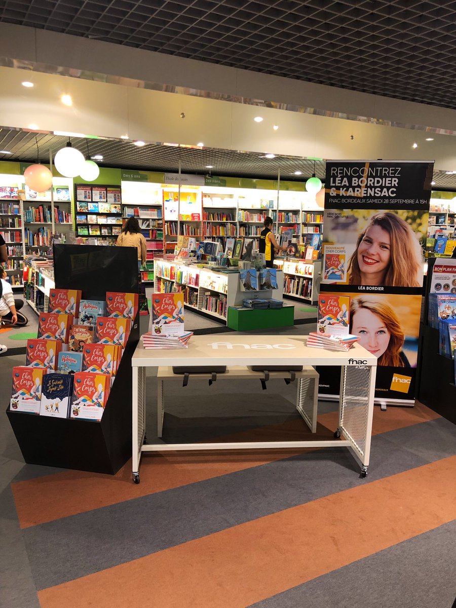 BordierLea's tweet photo. 🇨🇭LAUSANNE 🇨🇭 on débarque ce samedi avec @Evegentilhomme pour une dédicace de #chercorps à la Fnac de 13h30 à 16h ! Venez nous faire coucou ! https://t.co/Uyz4HnZ4HO