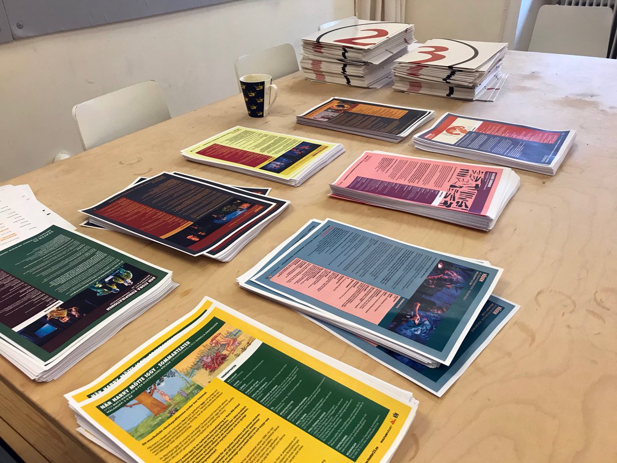 Förberedelserna inför säsongens utbudsdagar är i full gång! #kontorsliv #teater #utbudsdag