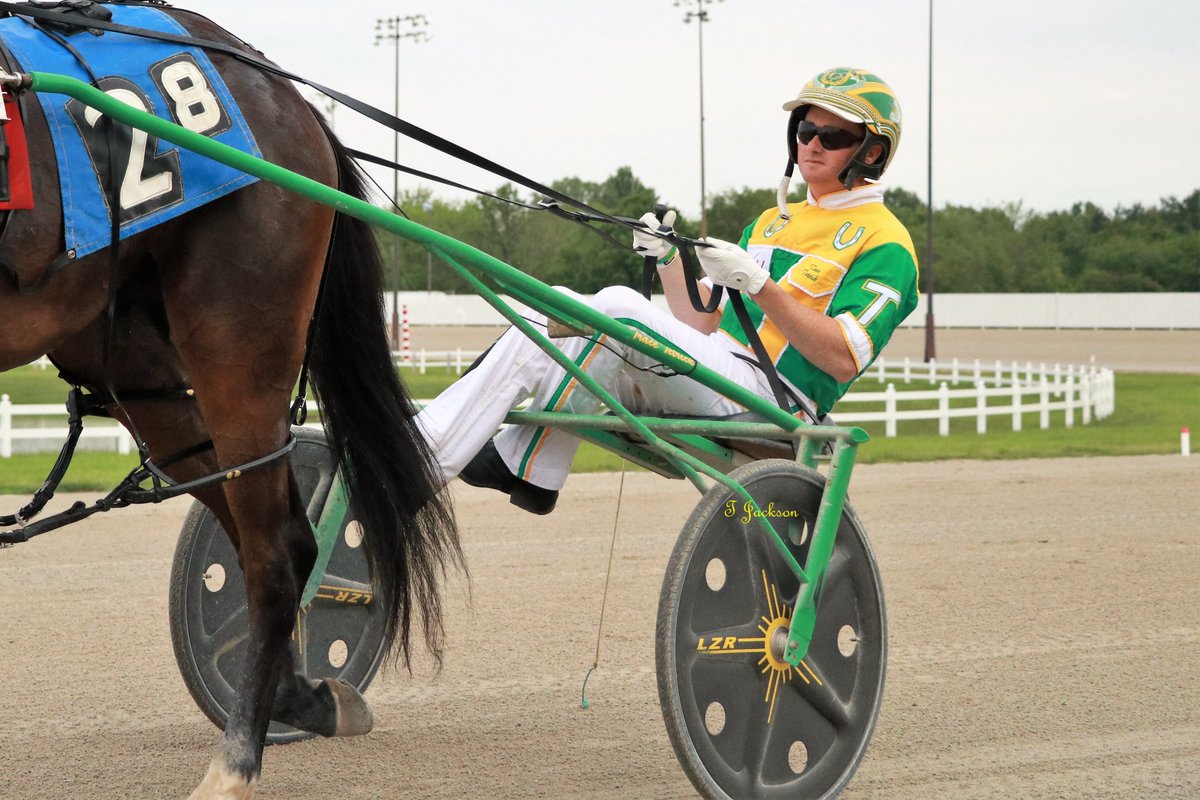 hoosiernations's tweet photo. @miller_lewayne @Garrelsracing @Chris_wponies @JoannKi32885615 @jtlburn @kimberlymoier @GlenPeckinpaugh @vnssa926 @KathleenBaitzel @joe_norte @elliotgordon2 @GlenRmiller64 @SadandSulk @blongphee67 @INStandardbred @HoP_Racing @musicalhossgal @tlvonline @miller_marijane @RustyVorhees @russell_swenton @GunnarDunning @cheepster13 @BradA53472906 At Hoosier last night

#GrandSlam @TraceTetrick #VortexIvy #FgsMonduPackrat #PreciousReba #FoxyRigger

Congratulations!!
@WrennSandy https://t.co/znS4L6Aonn