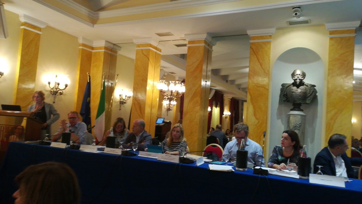 PAESFirenze's tweet photo. #tavolo5 #eupolicy #europapiùvicinoaicittadini #euinmycity #firenze #venezia #hereweare #planningforthefuture #capitalizzando @ponmetro1420 https://t.co/j9DzzvybmW