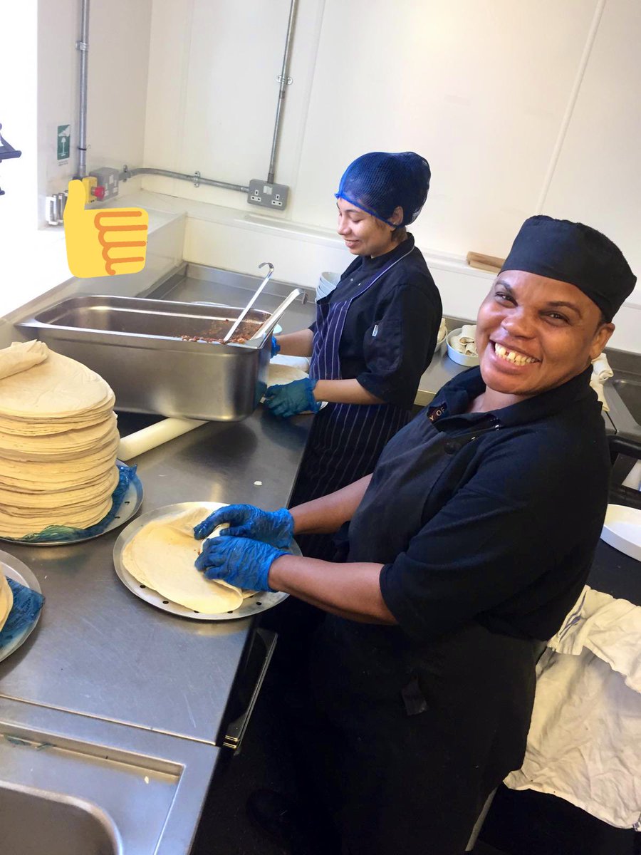 JPLCatering's tweet photo. Cooking with a smile gives the food an extra flavour! ππ»πππ»ππ»ππ» #schoolmeal #happychefs #chickenwraps #freshfood #chefsinschool https://t.co/fxT9NB9OGS