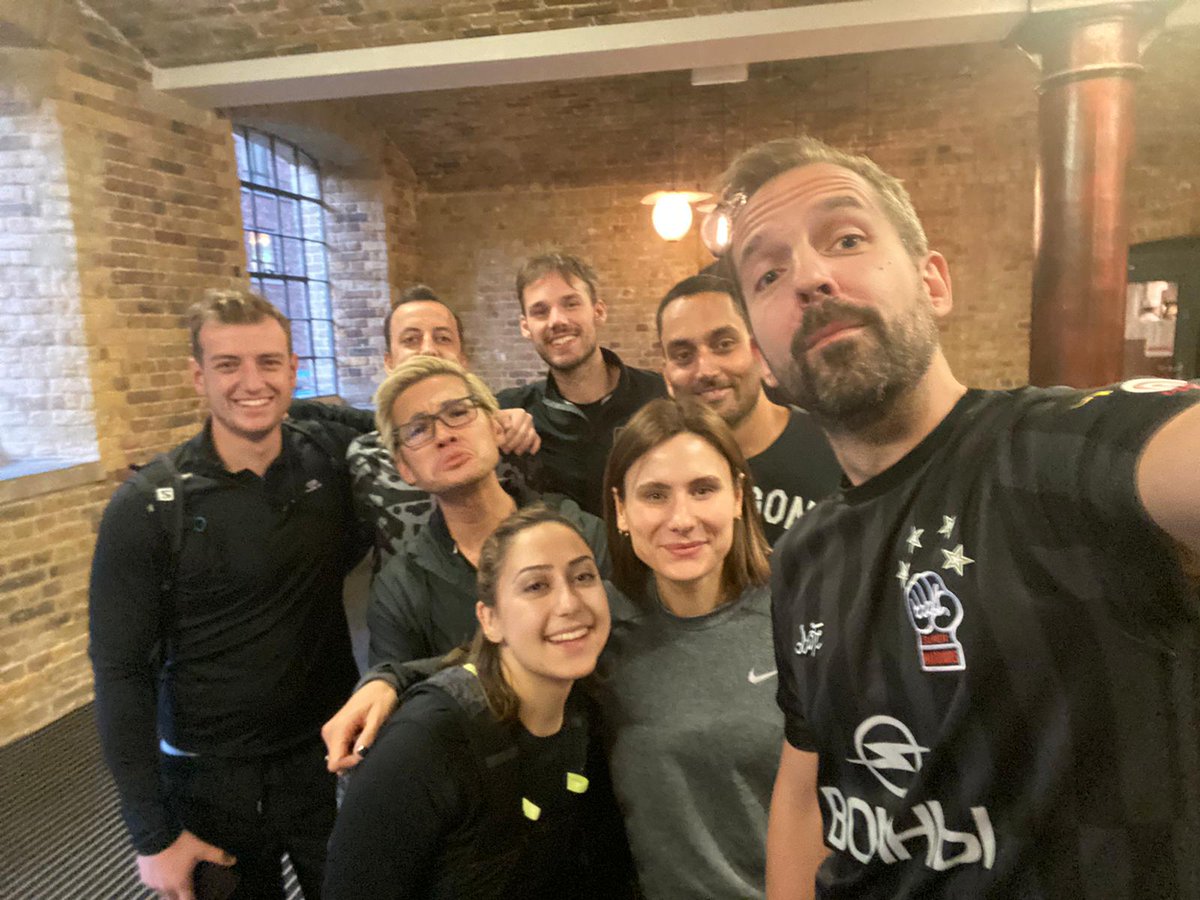 Team training run for the <a href="/RoyalParksHalf/">Royal Parks Half</a> on October 13th (SO CLOSE NOW!). We’re running it for <a href="/macmillancancer/">Macmillan Cancer Support</a> 💚 Please help us to make a difference by donating here — justgiving.com/fundraising/se…
