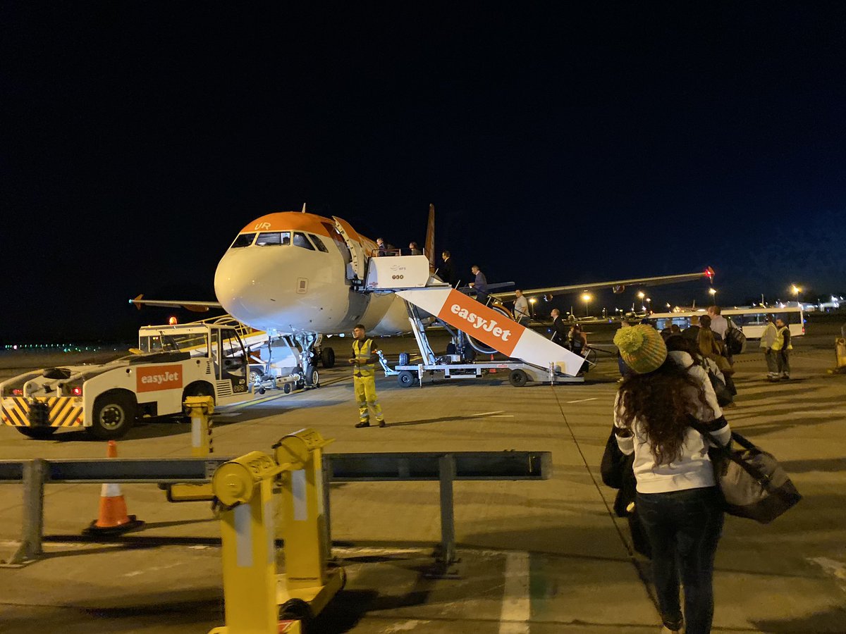 An early start but excited to be heading to London for a couple of days with <a href="/AppleEDU/">Apple Education</a> for the regional training centre conference. See you soon <a href="/PKCAppleRTC/">PKAppleRTC</a>! <a href="/SSERCDigital/">SSERCdigital</a>