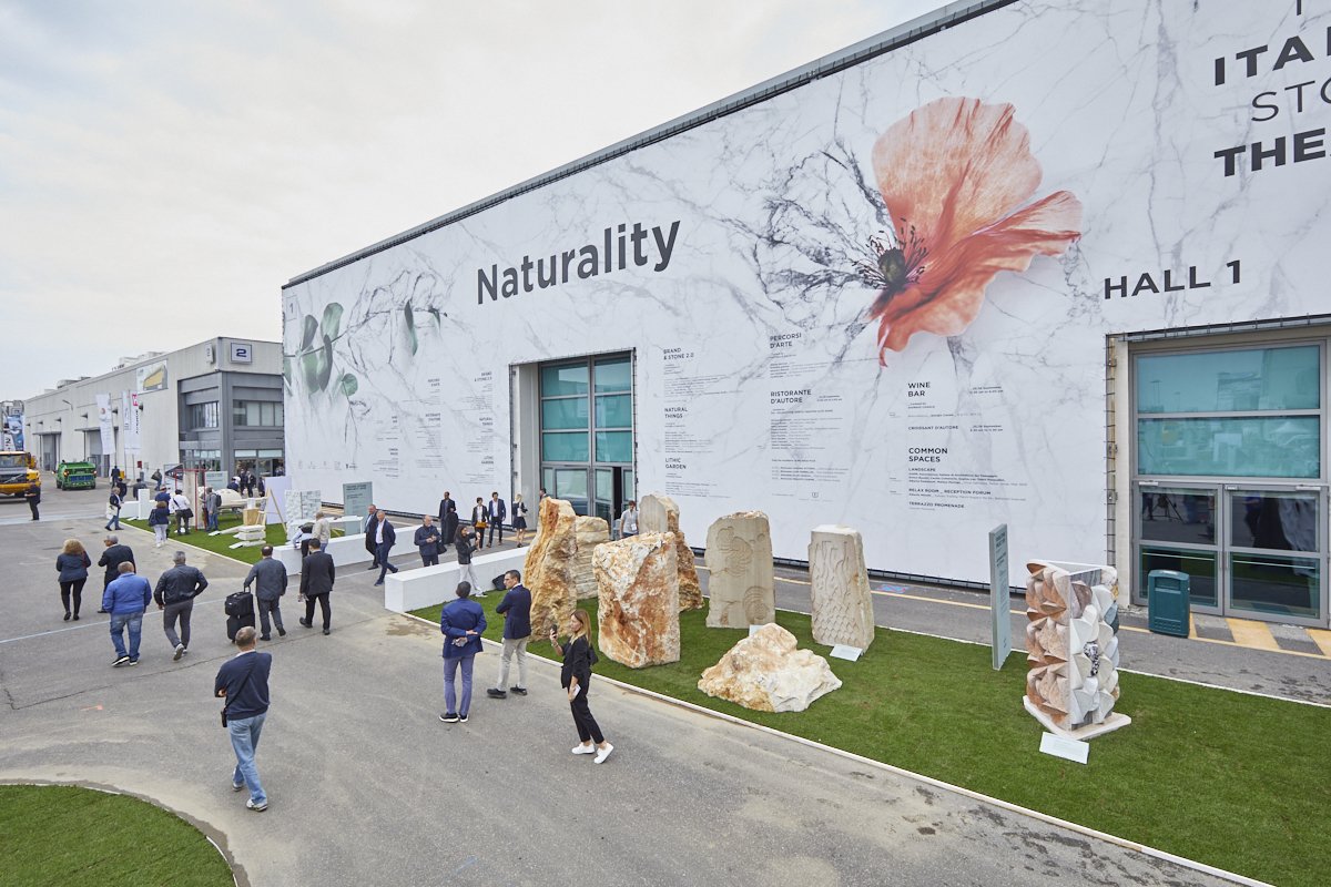 The complete playlist about #TheItalianStoneTheatre, with the interviews to curators, designers, architects and companies who took part to exhibitions hosted in #Marmomac.
https://t.co/Dacb7P3ZrH https://t.co/zxsbJdJJem