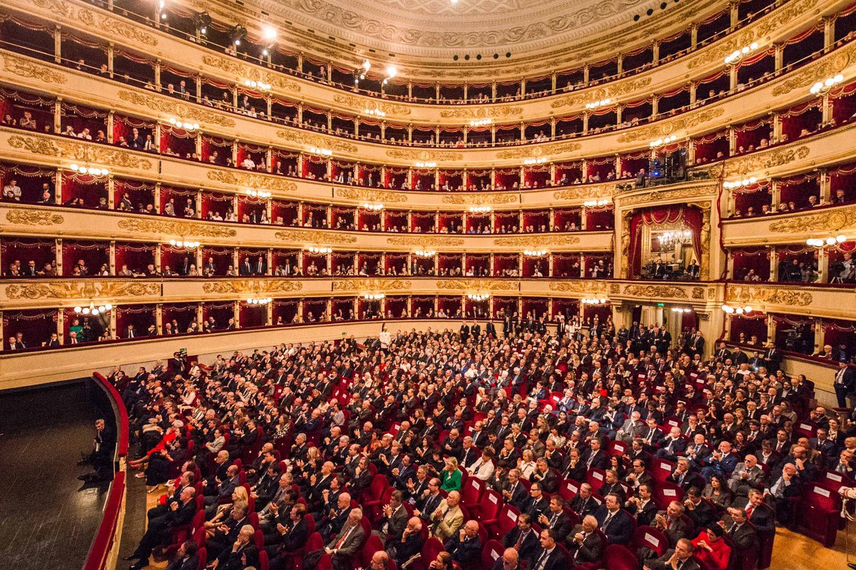 Quello che vogliamo come imprenditori è restituire all’Italia il suo senso di dignità e orgoglio, è il compito che sentiamo come nostro e di tutti i ceti dirigenti italiani. Per questo oggi #Assolombarda2019 "L’impresa di servire l’Italia" ! #ServireItalia
