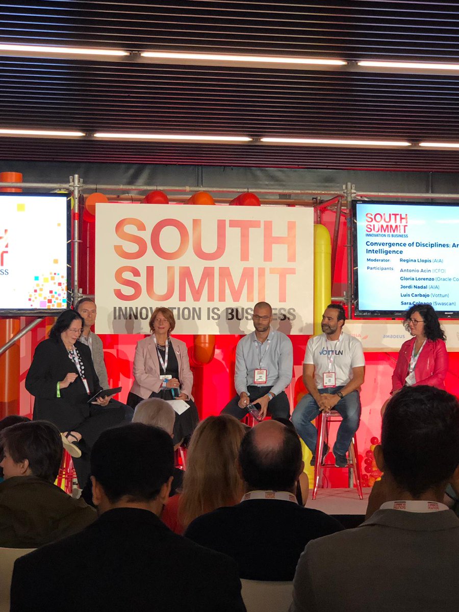 FIBoost's tweet photo. Es momento ahora para pasar al #playgroundstage del @south_summit donde participará Luis Carbajo de @vottun (#startup acelerada por nuestro programa) en la charla sobre 'Convergence of disciplines: Artificial intelligence'. #southsummit19 #artificialintelligence #innovacion https://t.co/wRaRHYU2y8