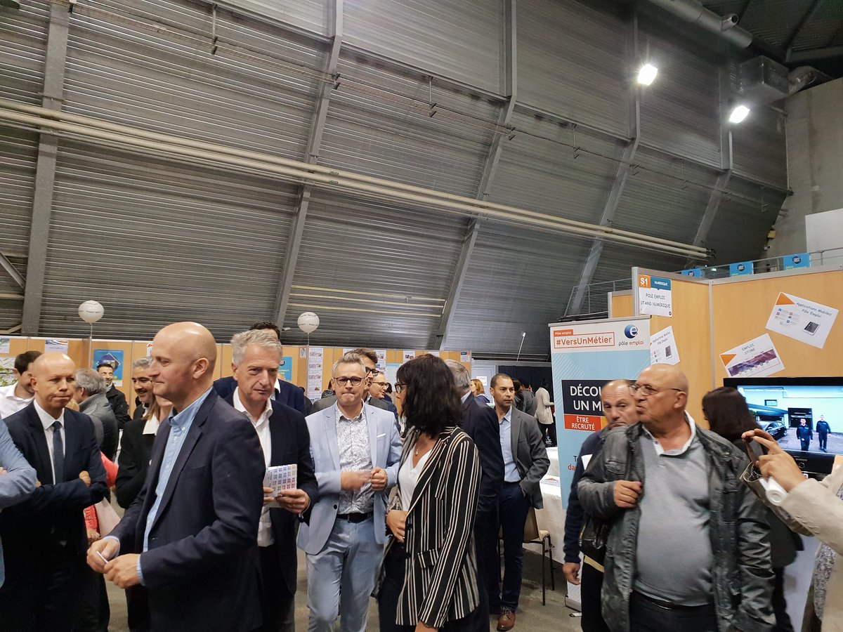 En direct du forum de la saisonnalité organisé par le Pôle emploi d'Albertville et la <a href="/mlj_tarentaise/">MLJAT</a>. 240 stands et plus de 4500 offres d'emploi à pourvoir.