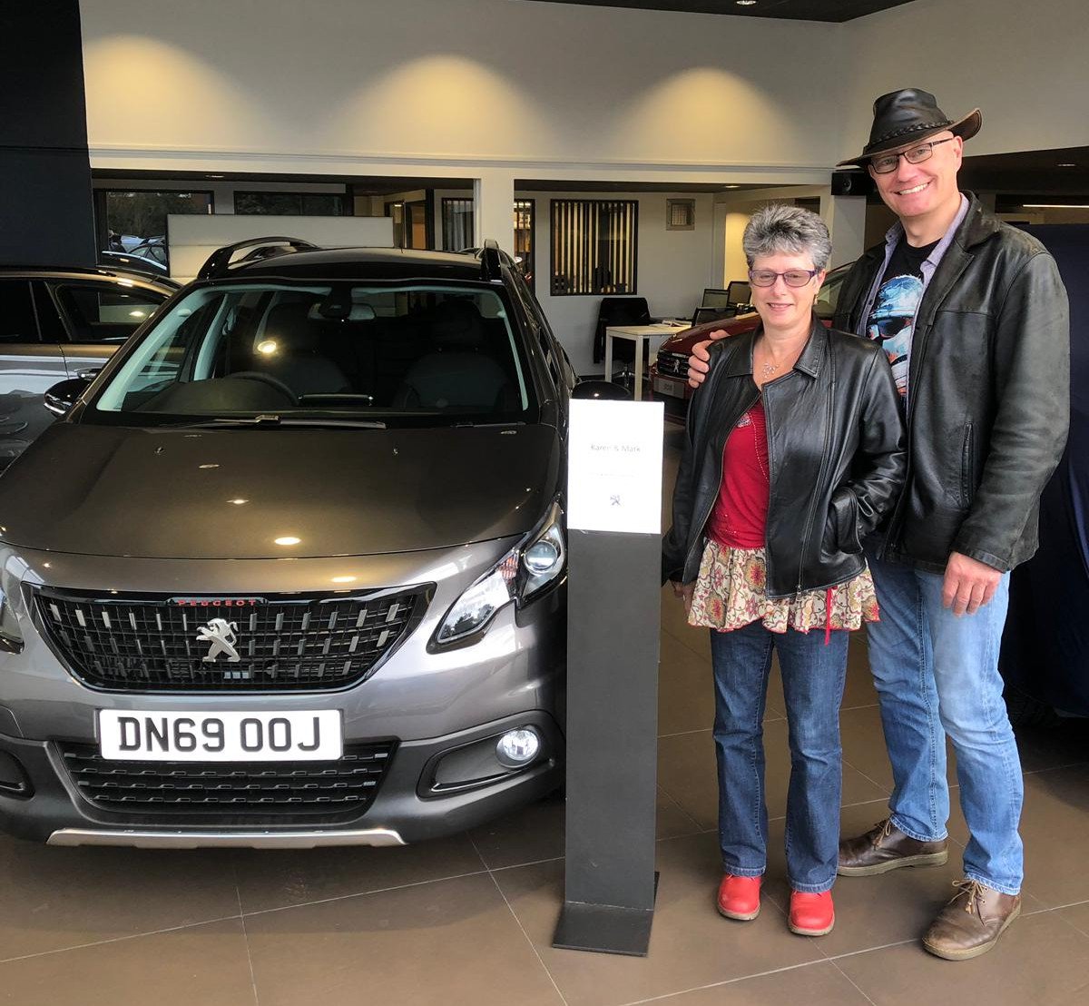 budgenmotors's tweet photo. Karen Davies and Mark Dudley have been to collect their brand new, @Peugeot 2008 GT Line which replaces their much loved 207 😃

Enjoy your new car, both! A fantastic choice! 👍

#BudgenMotors #Shrewsbury #CarHandover https://t.co/mzWc4w00yQ