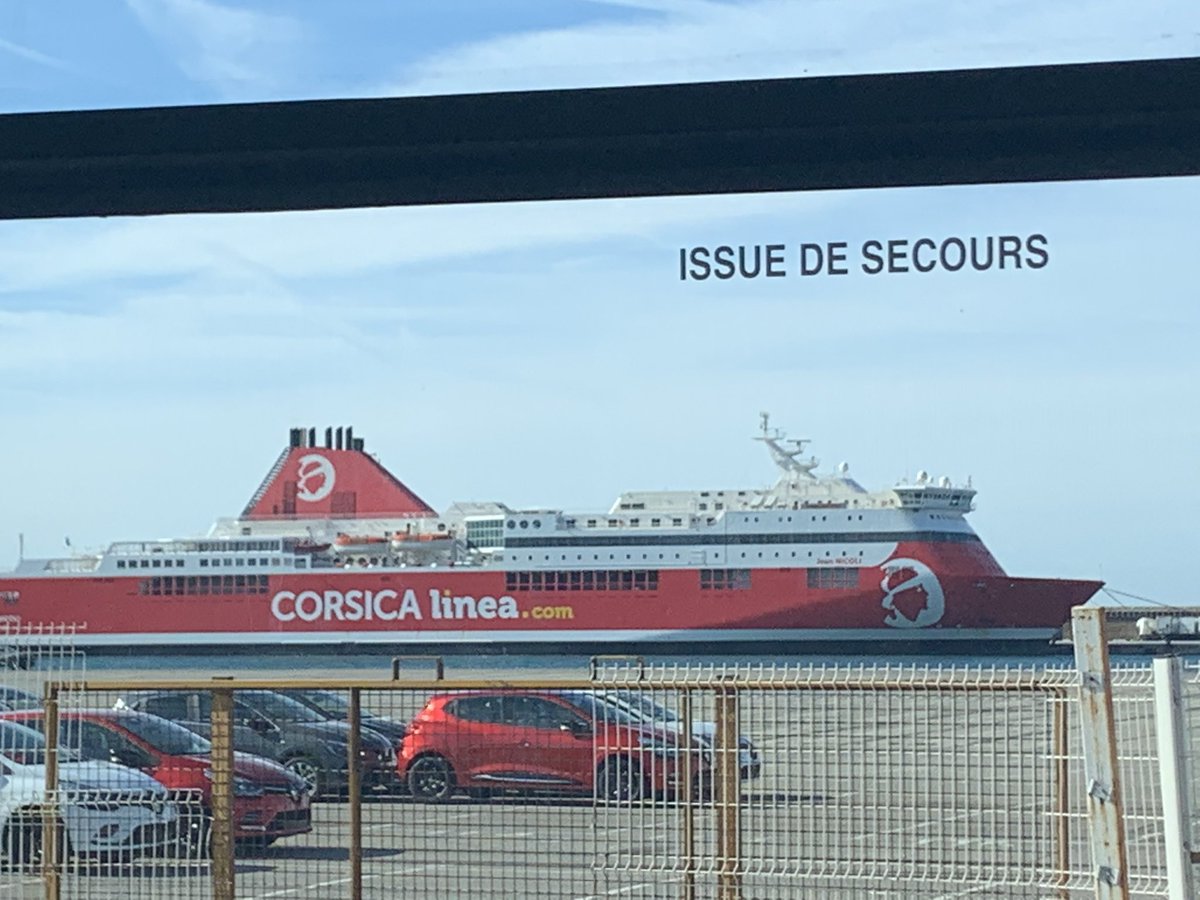 J3 Visite impressionnante du Grand Port Maritime de Marseille pour la délégation du <a href="/TechMaritimeQc/">Technopole Maritime</a> <a href="/SOPERRimouski/">SOPER Rimouski</a> #économieBleue #smartPort #innovation #maritime #cybersécurité #IA #biomarin  <a href="/PortMTL/">Port de Montréal</a> <a href="/rouleauchantal/">Chantal Rouleau</a> @MinFitzgibbon <a href="/domartell/">Donald Martel</a>  <a href="/cmacgm/">CMA CGM Group</a> <a href="/RodolpheSaade/">Rodolphe Saade</a>