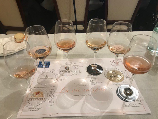 SoberSom's tweet photo. Manning Up to Rosé Wine https://t.co/vQgTbtS2xf https://t.co/GBXt4k9Sld