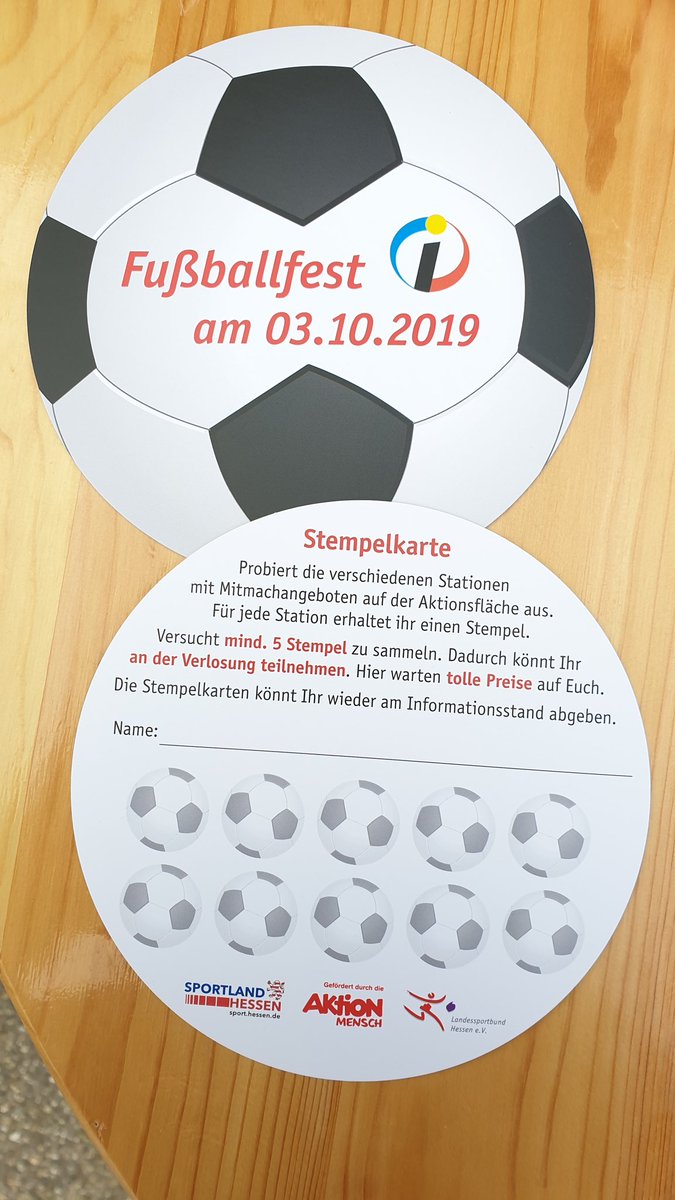 Will_Sonnenberg's tweet photo. Wir vom #TeamInklusion  @lsb_hessen @MarcMercurio1 sind heute mit dem #InklusionsMobil bei der #auftaktveranstaltung #starkfürfamilien #Inklusion #fußball #fussball  @TGJahnTroesel gefördert  @aktion_mensch Kommt vorbei und macht mit! https://t.co/qBZCi68yQj